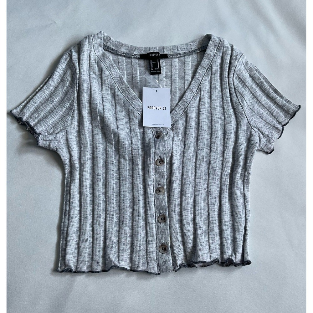 Forever 21 Woman's Heather Gray Ribbed Button Front Crop‎ Top Sz Medium